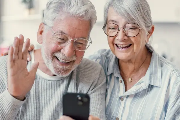 Signs Your Parent in Florida May Need Help — What to Look for on Your Visit